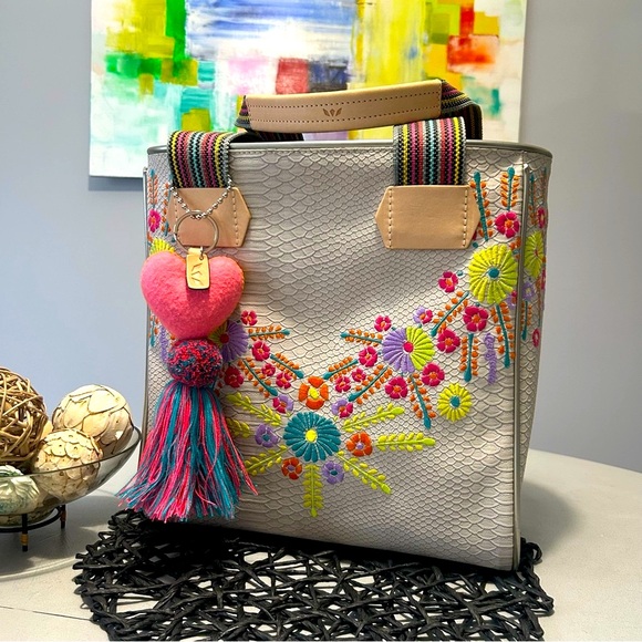 πΊπΈπΌ Consuela Songbird Classic Tote - Picture 3 of 15